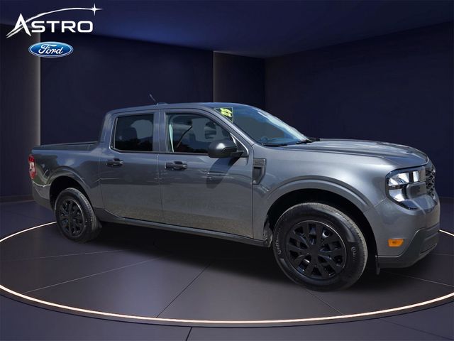 2025 Ford Maverick XL SuperCrew FWD