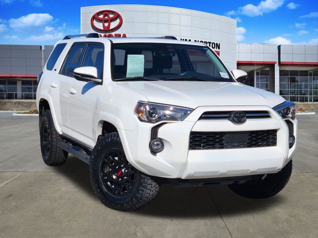 2023 Toyota 4Runner SR5 Premium's photo