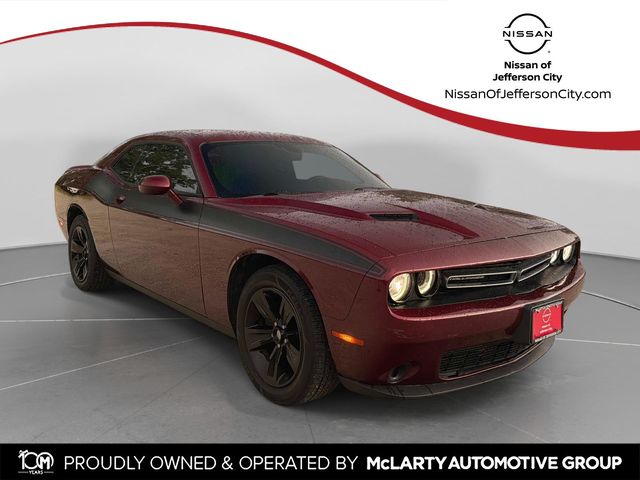 Octane Red Pearlcoat 2020 Dodge Challenger Coupe Rear-Wheel Drive 8-Speed Automatic