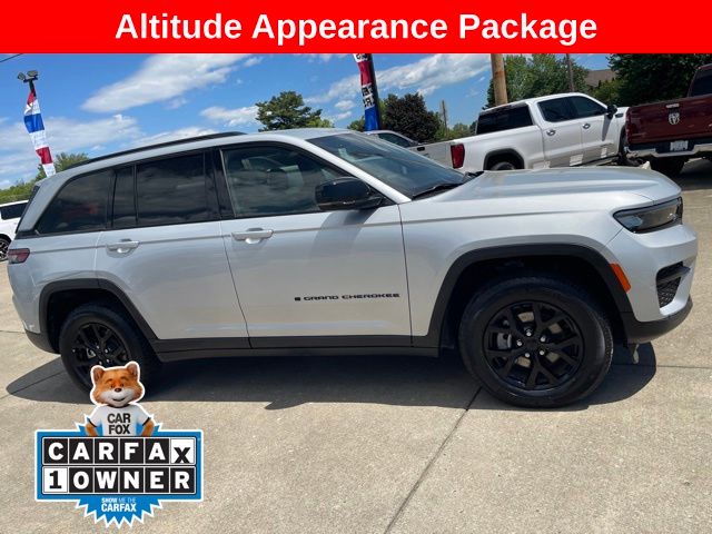 Silver Zynith 2025 Jeep Grand Cherokee SUV / Crossover Four-Wheel Drive 8-Speed Automatic