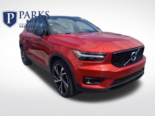 Fusion Red Metallic 2019 Volvo XC40 T5 R-Design AWD SUV / Crossover All-Wheel Drive Automatic