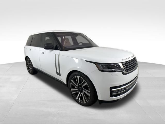 2023 Land Rover Range Rover SE 8