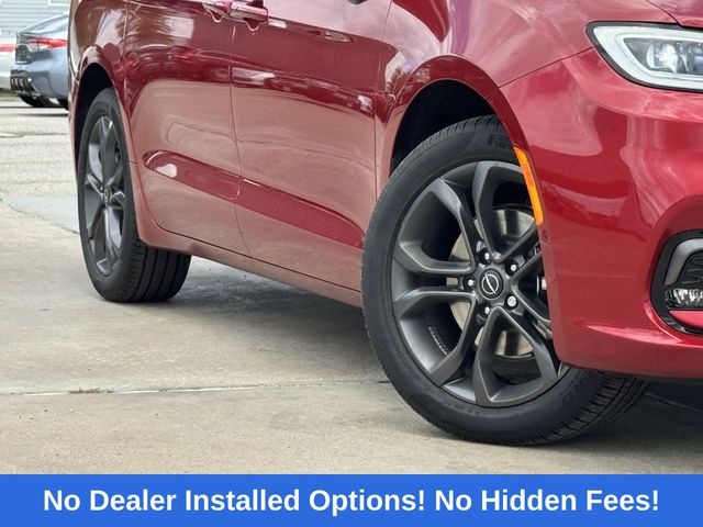2026 Chrysler Pacifica Select Red at Bayway Chrysler Dodge Jeep Ram