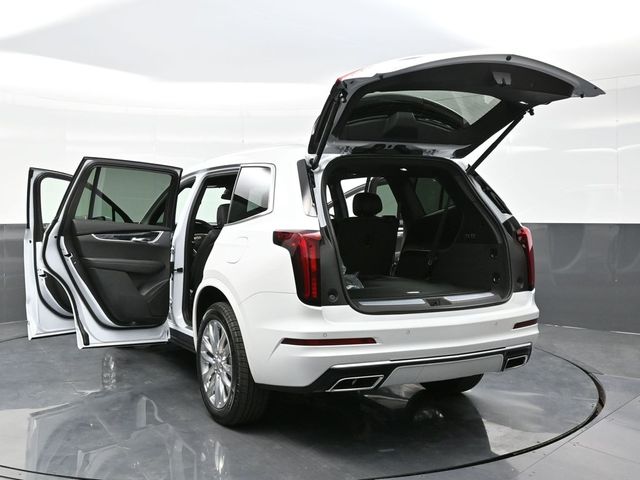 2025 Cadillac XT6 Premium Luxury photo