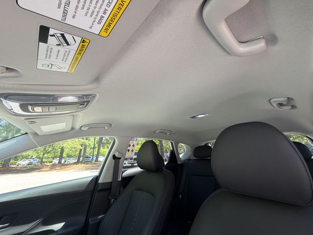 Used 2026 White Hyundai SEL Premium image 22