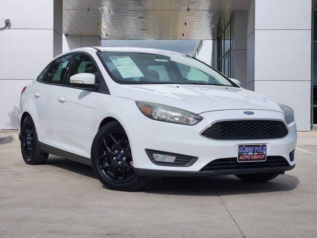 Oxford White 2016 Ford Focus SE Sedan Front-Wheel Drive Automatic