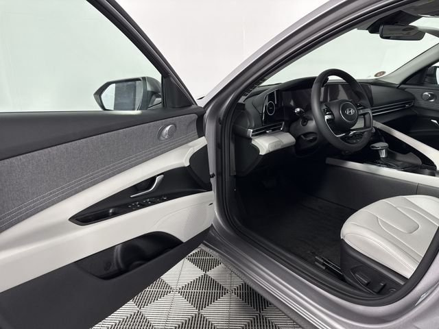 New 2025 Hyundai Elantra For Sale in Indianapolis, IN