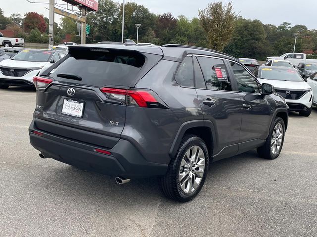 2021 Toyota RAV4 XLE Premium 3