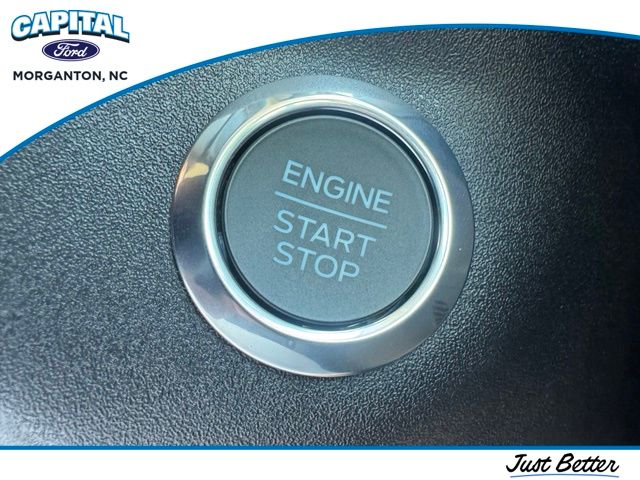 New 2027 White Ford XLT image 27