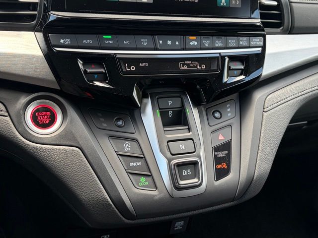 new 2026 Honda Odyssey car, priced at $42,076