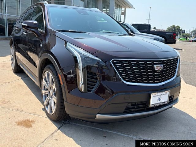 Garnet Metallic 2020 Cadillac XT4 SUV / Crossover Four-Wheel Drive 9-Speed Automatic