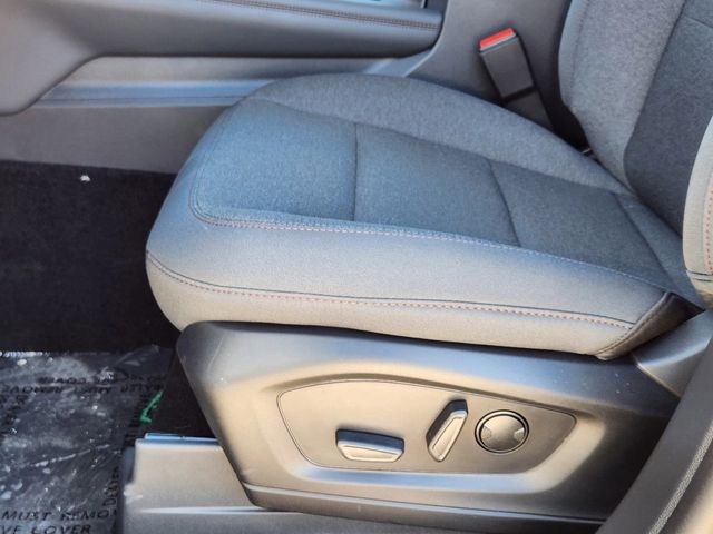 2025 Ford Explorer Active photo
