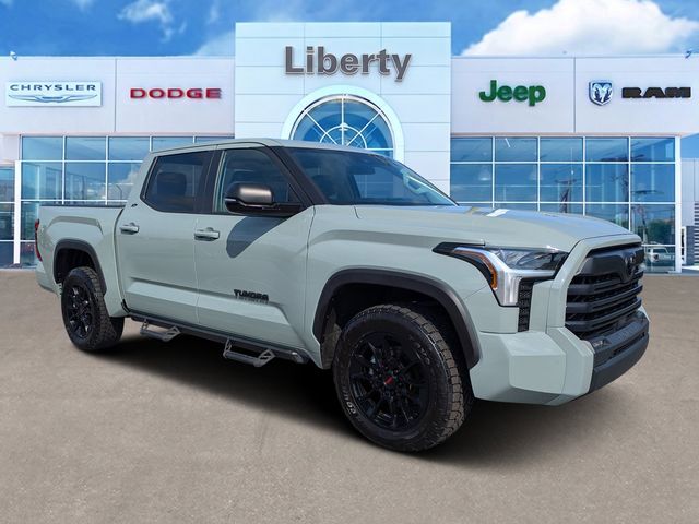 2024 Toyota Tundra SR5 CrewMax Cab 4WD