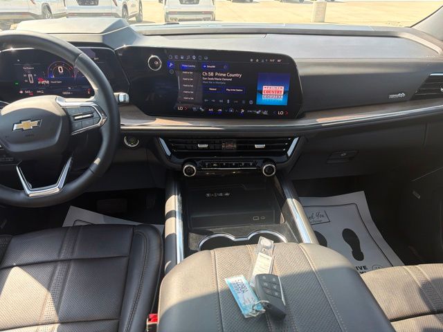 Used 2025 Chevrolet Suburban SUV