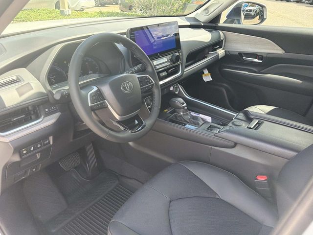 New 2026 Toyota Grand Highlander Hybrid SUV
