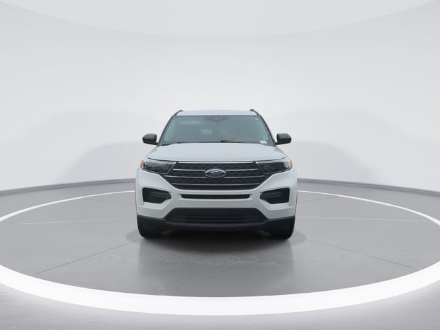 Used 2023 White Ford XLT image 3