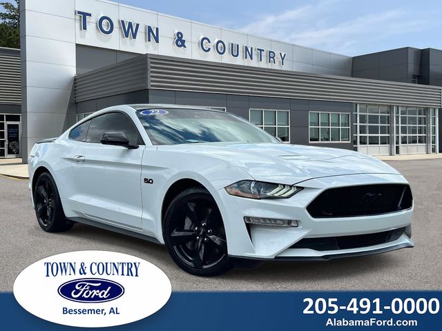 Oxford White 2022 Ford Mustang Coupe Rear-Wheel Drive Automatic
