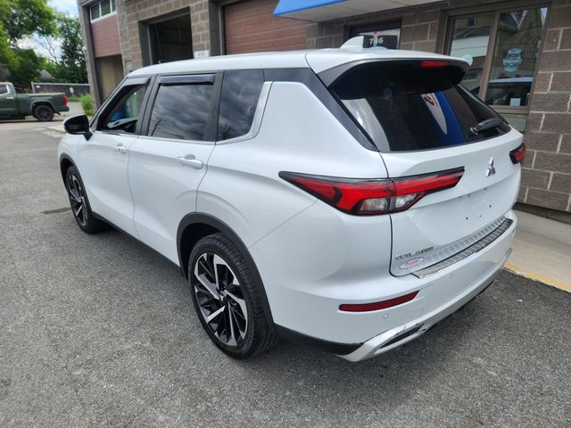 Used 2023 Mitsubishi Outlander SUV