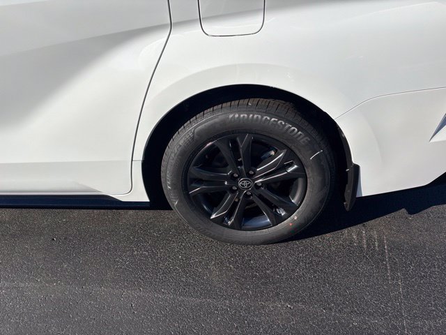 New 2026 Toyota Sienna Van