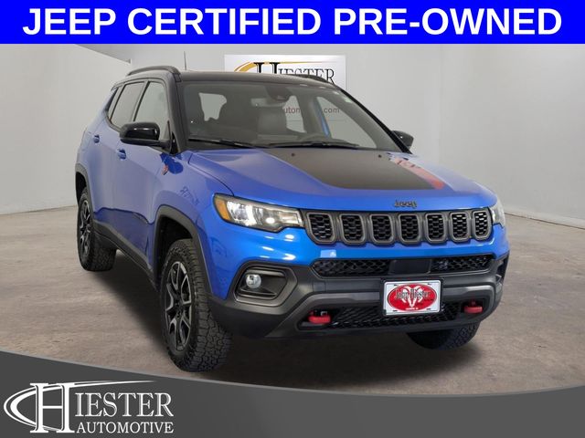 Hydro Blue Pearlcoat 2026 Jeep Compass SUV / Crossover Four-Wheel Drive 8-Speed Automatic