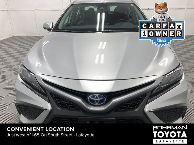 2023 Toyota Camry Hybrid SE 10