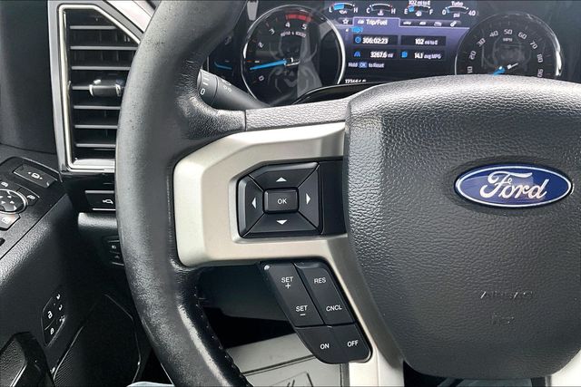 Used 2022 Ford Super Duty F-250 Lariat 4D Crew Cab