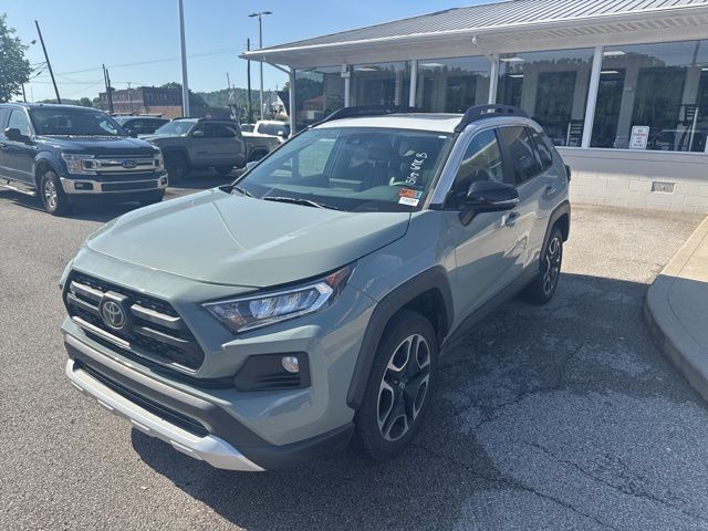 2019 Toyota RAV4 Adventure photo