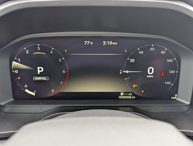 New 2025 White Mitsubishi SE image 19