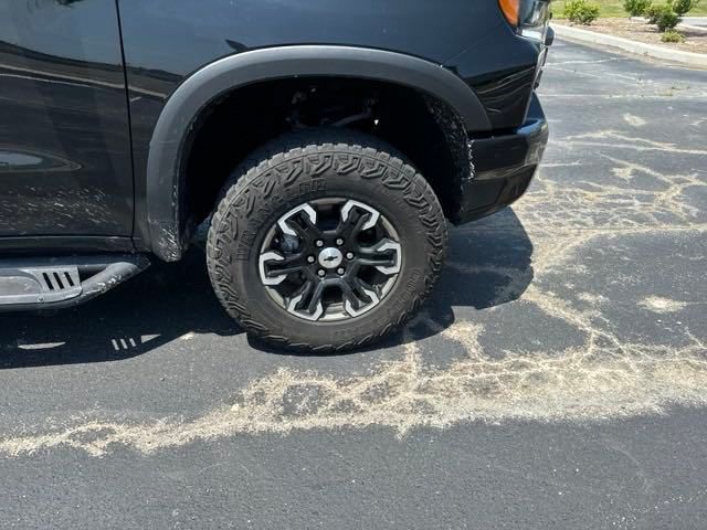 2022 Chevrolet Silverado 1500 ZR2 46