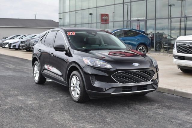 Used 2022 Ford Escape Hybrid SE 4D Sport Utility