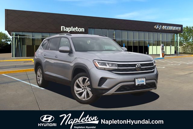 Pyrite Silver Metallic 2023 Volkswagen Atlas SUV / Crossover Front-Wheel Drive 8-Speed Automatic
