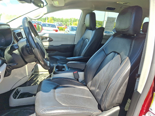 Used 2019 Chrysler Pacifica Van
