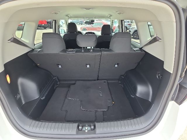 2025 Kia Soul LX:B02320