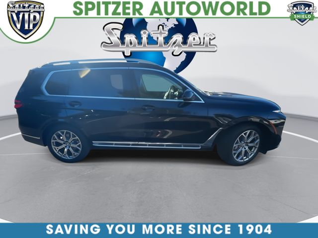 2025 BMW X7 xDrive40i - 9