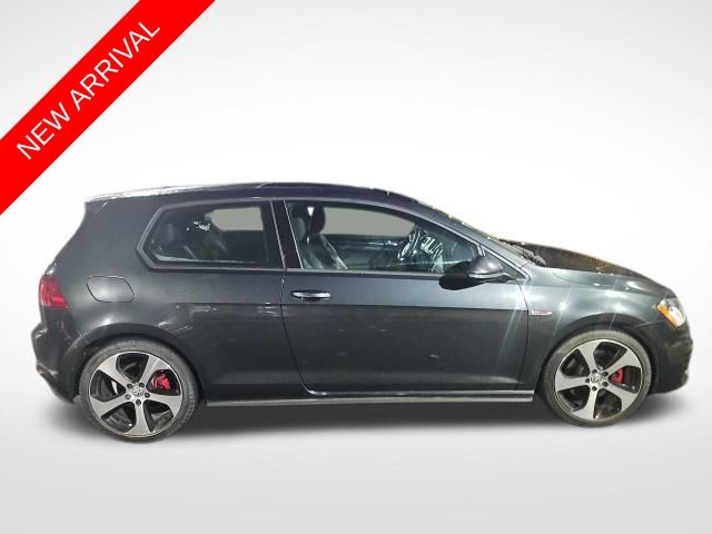 2015 Volkswagen Golf GTI 2.0T SE 10