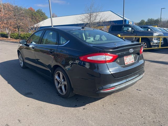 2016 Ford Fusion S 5