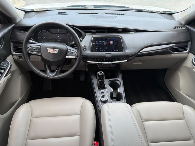 Used 2023 Cadillac XT4 SUV