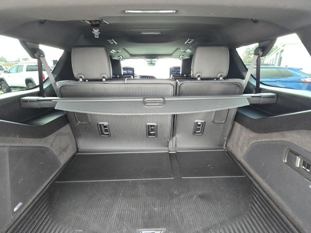 2024 Cadillac Escalade ESV Premium:C02484