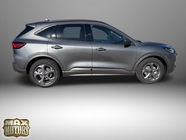 2024 Ford Escape ST-Line 13