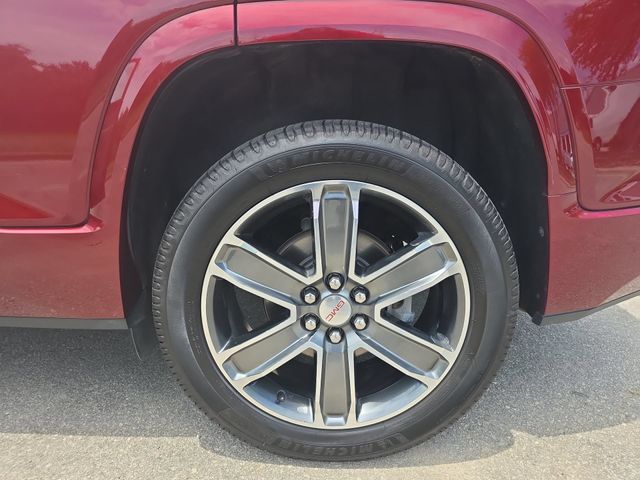 Used 2018 Crimson Red Tintcoat GMC Denali image 36