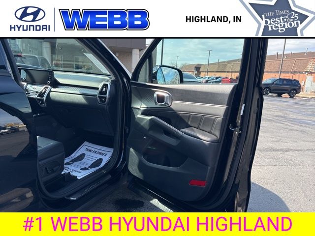 Used 2023 Black Kia SX-Prestige image 18