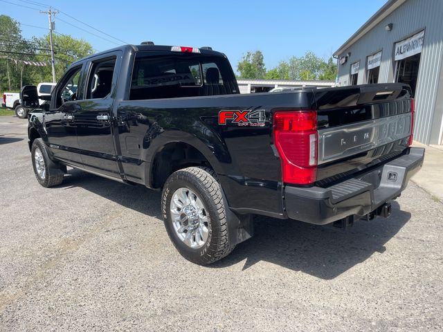2022 Ford F-350SD Limited - Black Metallic exterior view 5