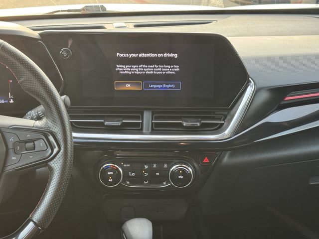 2025 Chevrolet Trax 2RS White at Ross Downing Buick GMC