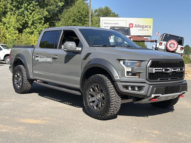 Used 2018  Ford Raptor image 15