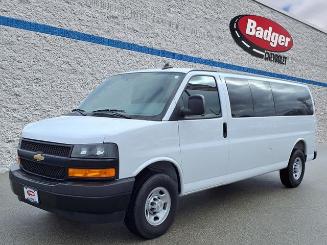 2025 Chevrolet Express 3500 LS Extended RWD