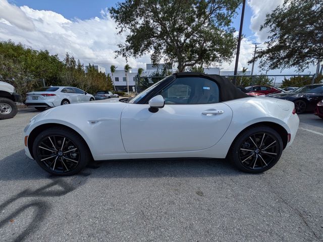 New Snowflake White Pearl Mica 2026 Mazda MX-5 Miata Grand Touring