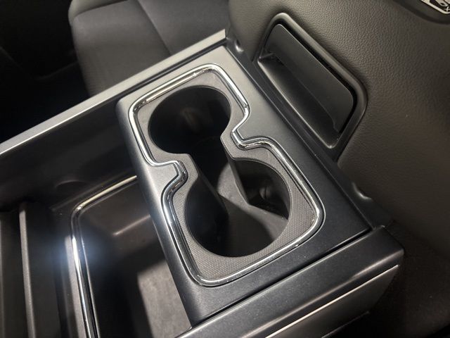 2017 Chevrolet Silverado 1500 LT photo