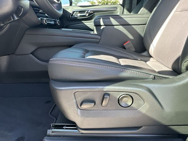 Used 2025 Beige Chevrolet RST image 13