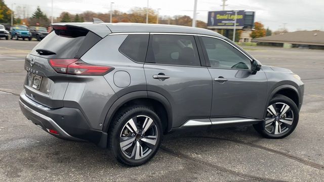 2022 Nissan Rogue SL 8