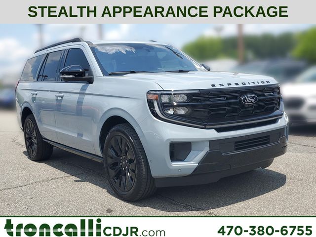 Gray Metallic 2025 Ford Expedition SUV / Crossover Four-Wheel Drive Automatic